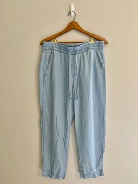 GAP Women’s Drawstring Easy Pant